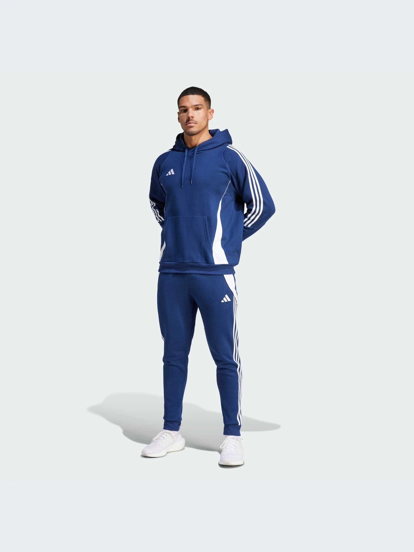 Худи и свитшоты Adidas Tiro модель IR7546-KZ Худи и свитшоты Adidas Tiro модель IR7546-KZ Фото