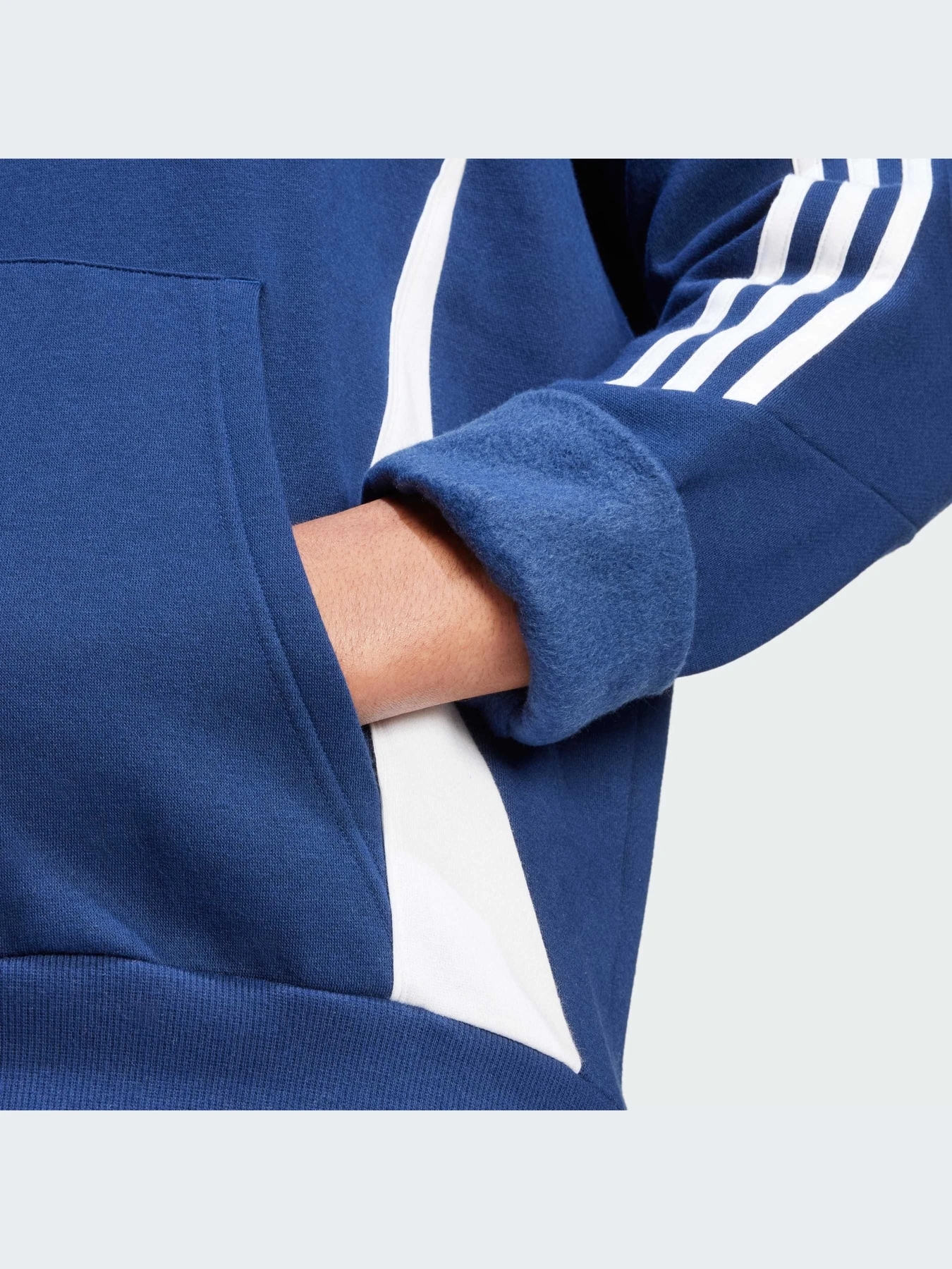 Худи и свитшоты Adidas Tiro модель IR7546-KZ Худи и свитшоты Adidas Tiro модель IR7546-KZ Фото