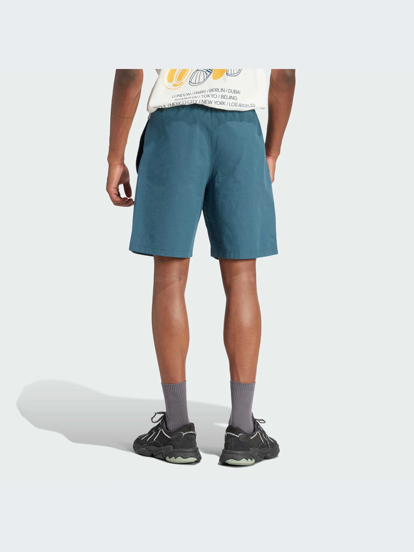 Шорты Adidas Graphics модель IS2952-KZ Шорты Adidas Graphics модель IS2952-KZ Фото
