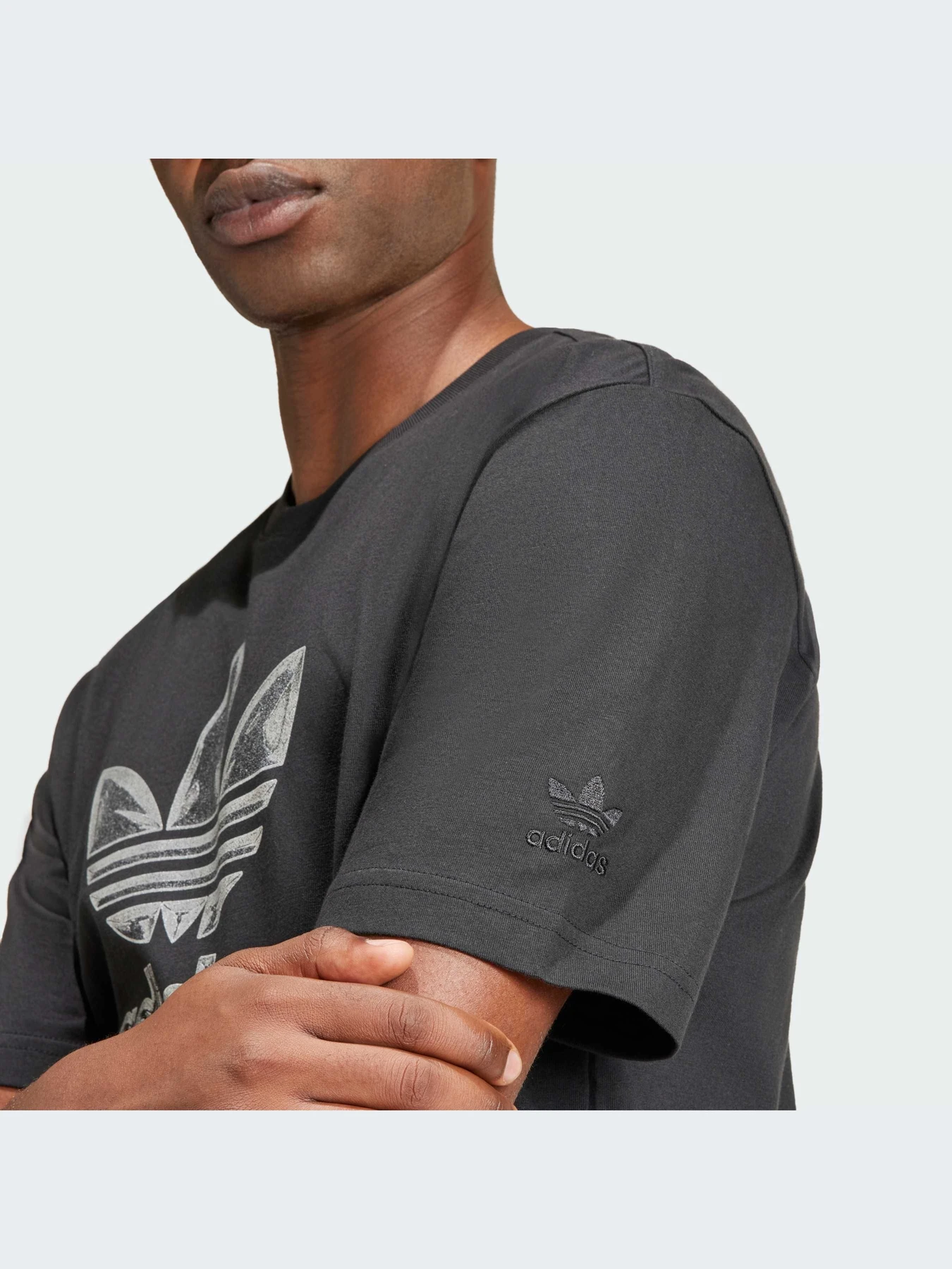 Футболки и поло Adidas Graphics модель IS0227-KZ Футболки и поло Adidas Graphics модель IS0227-KZ Фото