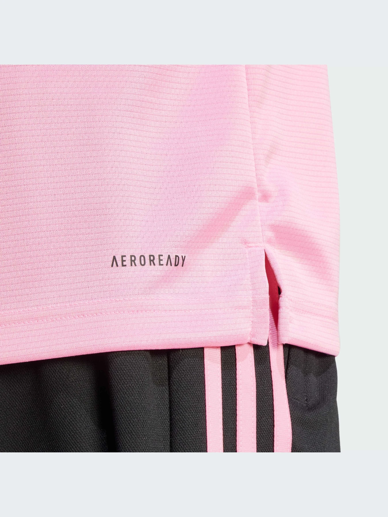 Футболки и поло Adidas модель IT5456-KZ Футболки и поло Adidas модель IT5456-KZ Фото
