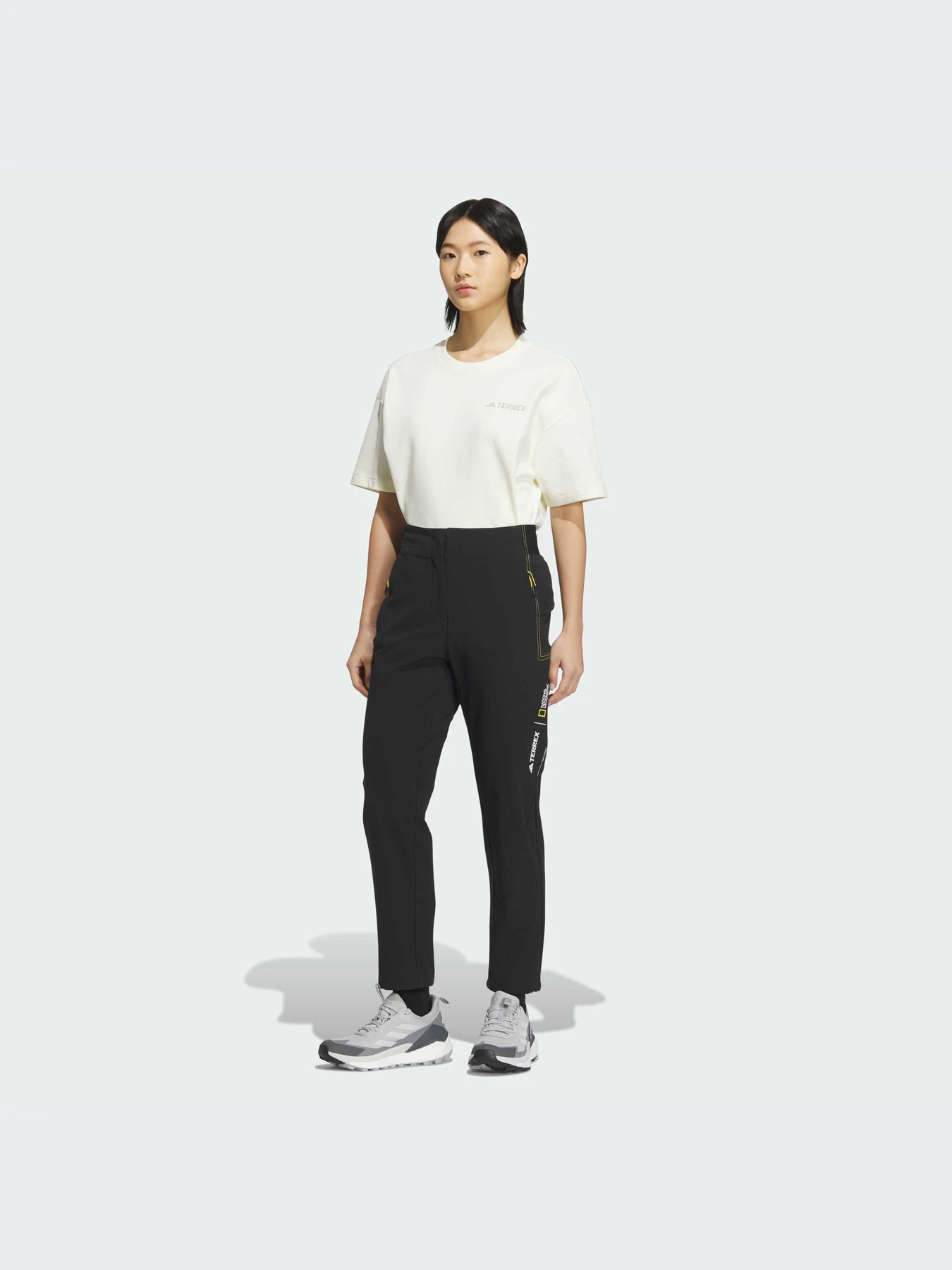 Брюки Adidas модель IS9529-KZ Брюки Adidas модель IS9529-KZ Фото