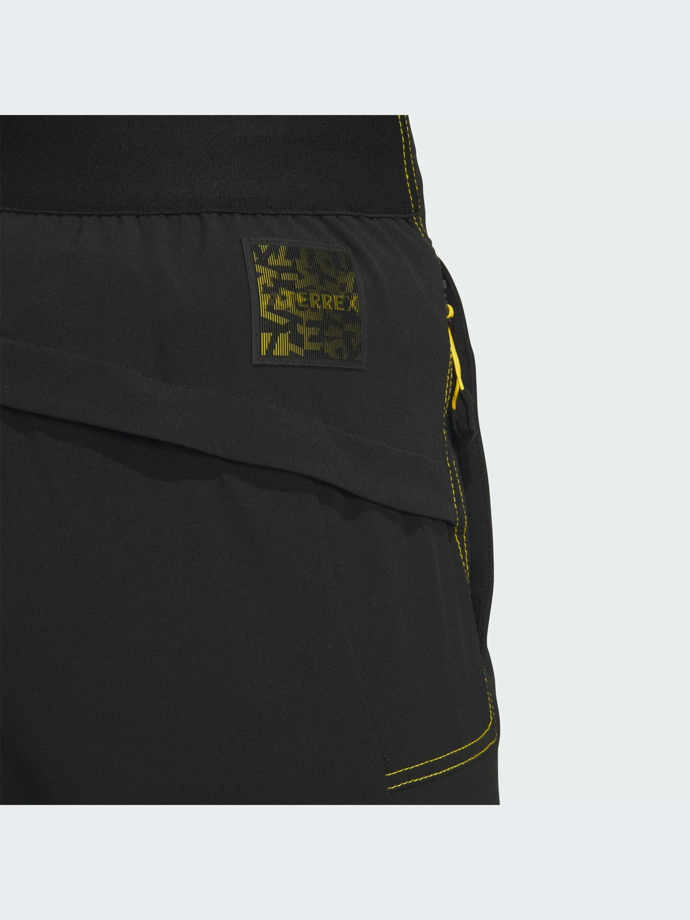 Брюки Adidas модель IS9529-KZ Брюки Adidas модель IS9529-KZ Фото