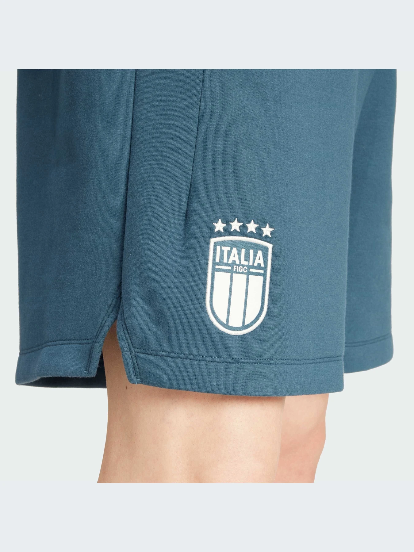 Шорты Adidas модель IU2119-KZ Шорты Adidas модель IU2119-KZ Фото