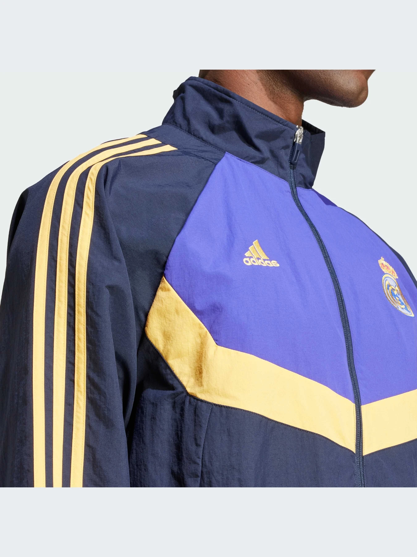 Худи и свитшоты Adidas модель IU2078-KZ Худи и свитшоты Adidas модель IU2078-KZ Фото