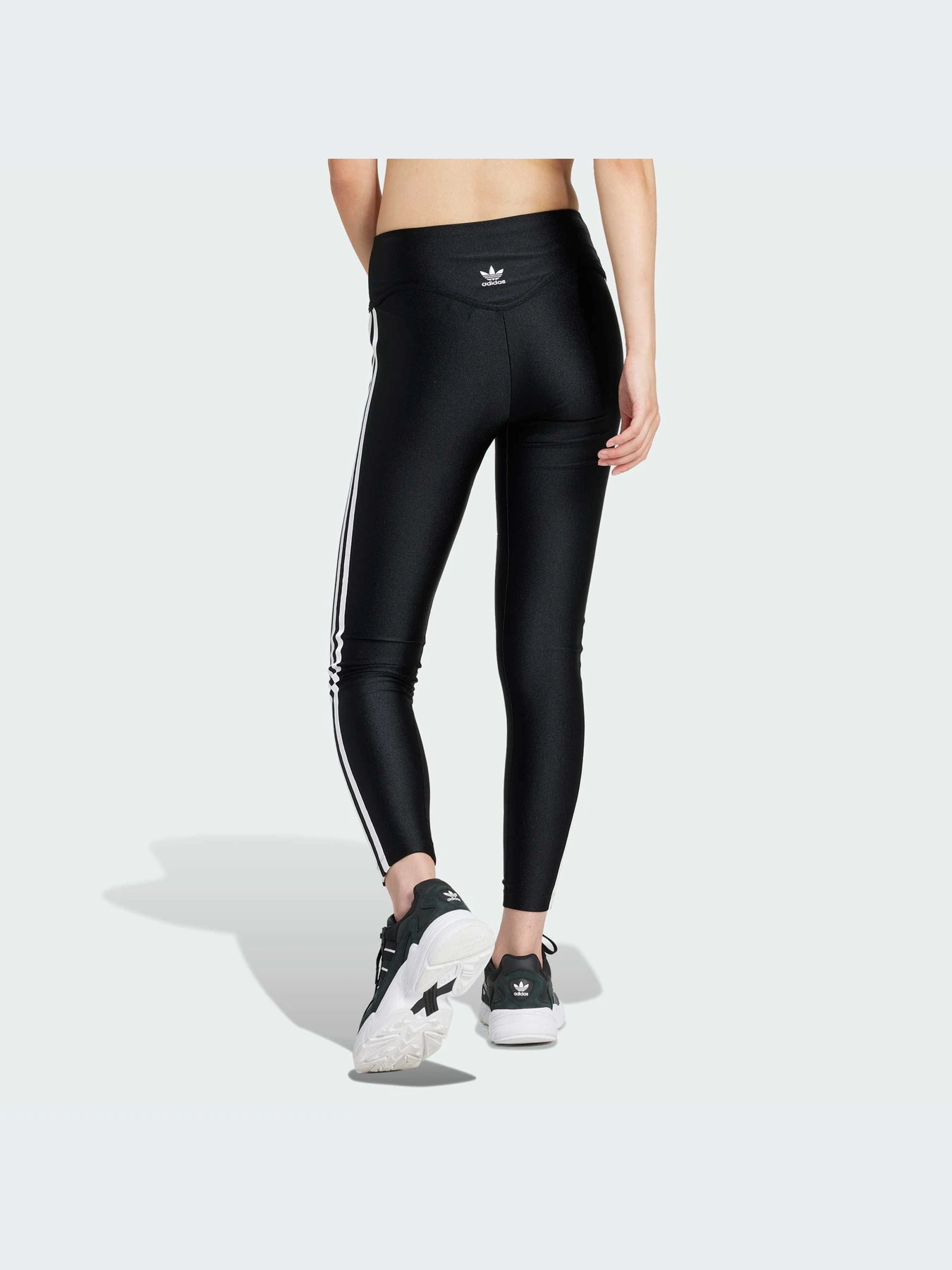 Брюки Adidas Adicolor модель IU2522-KZ Брюки Adidas Adicolor модель IU2522-KZ Фото