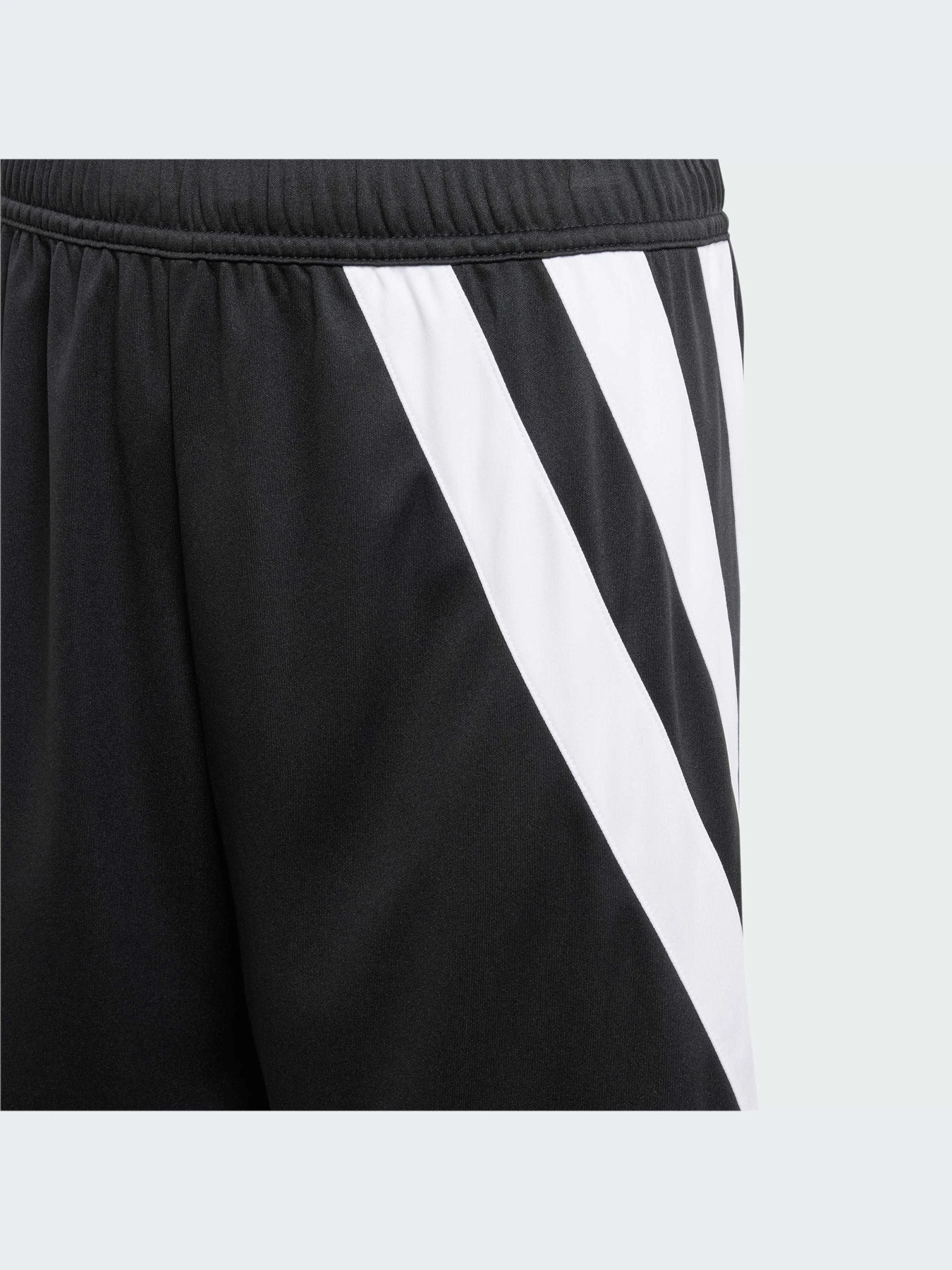 Шорты Adidas модель IK5751-KZ Шорты Adidas модель IK5751-KZ Фото