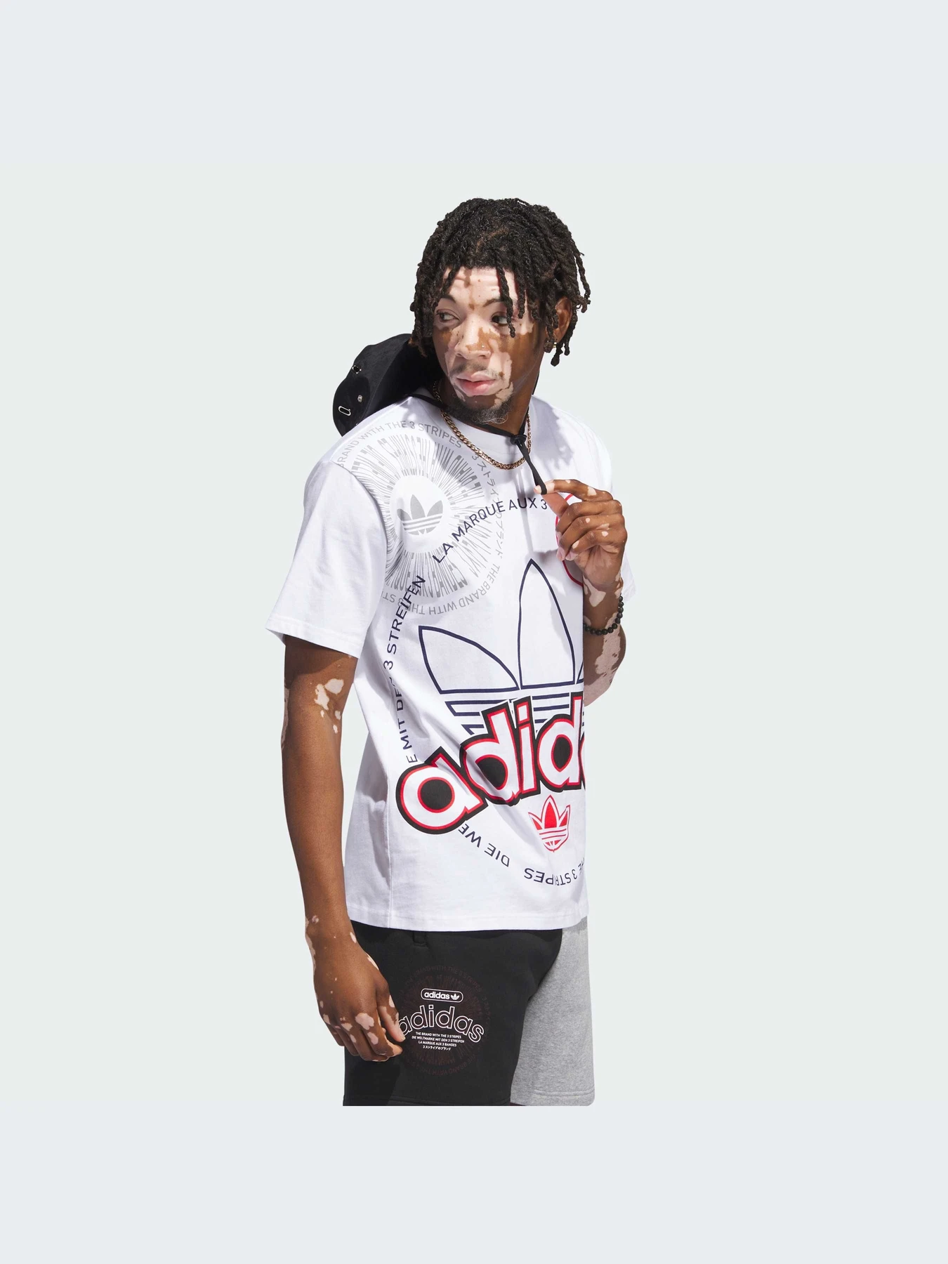 Футболки и поло Adidas Graphics модель IJ5233-KZ Футболки и поло Adidas Graphics модель IJ5233-KZ Фото