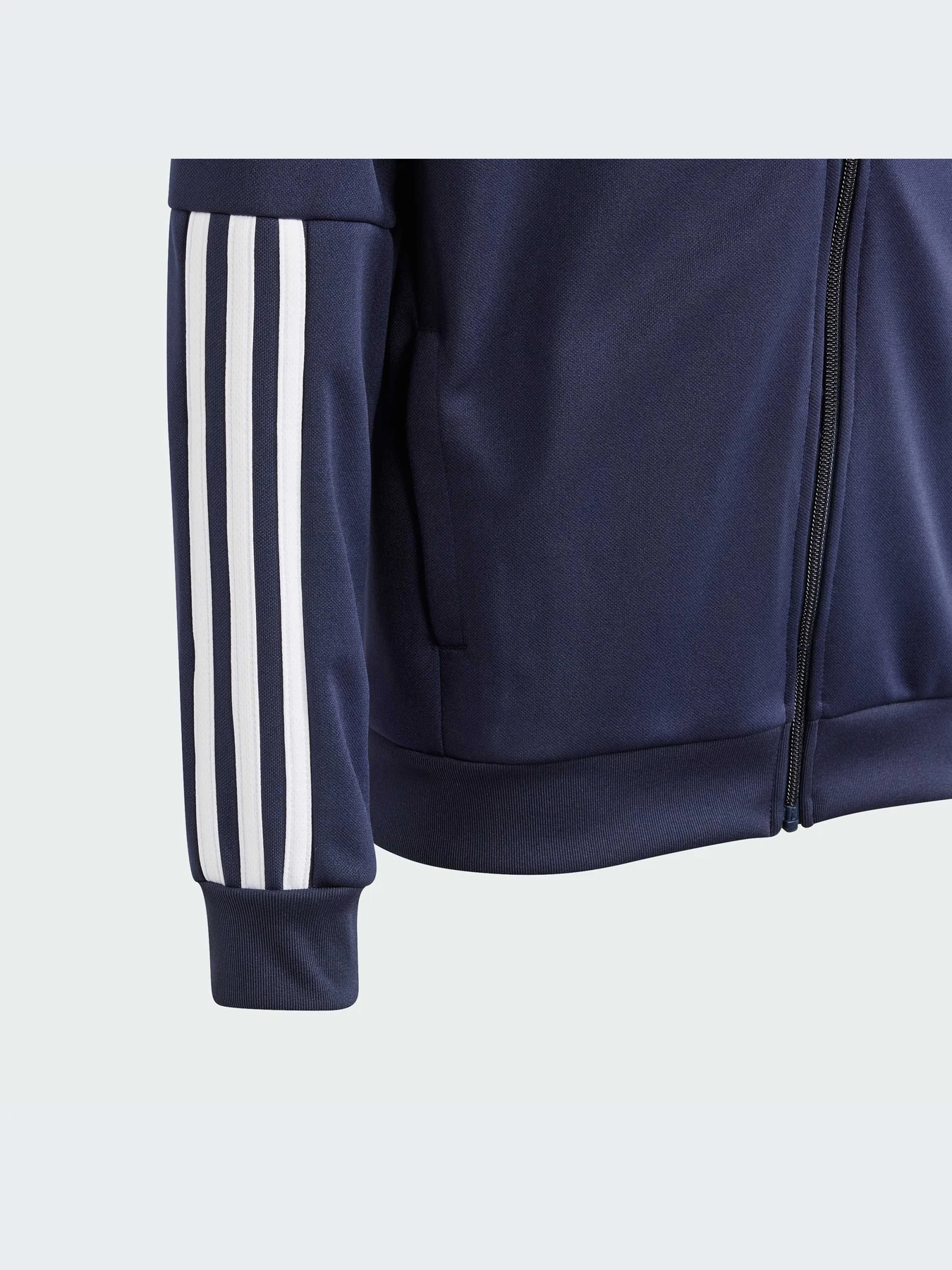 Костюмы Adidas модель IN0654-KZ Костюмы Adidas модель IN0654-KZ Фото