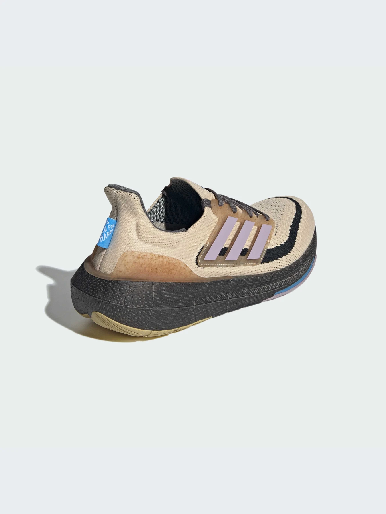 Кроссовки Adidas Ultraboost модель ID3288-KZ Кроссовки Adidas Ultraboost модель ID3288-KZ Фото