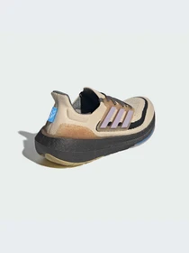 Кроссовки Adidas Ultraboost модель ID3288-KZ Фото