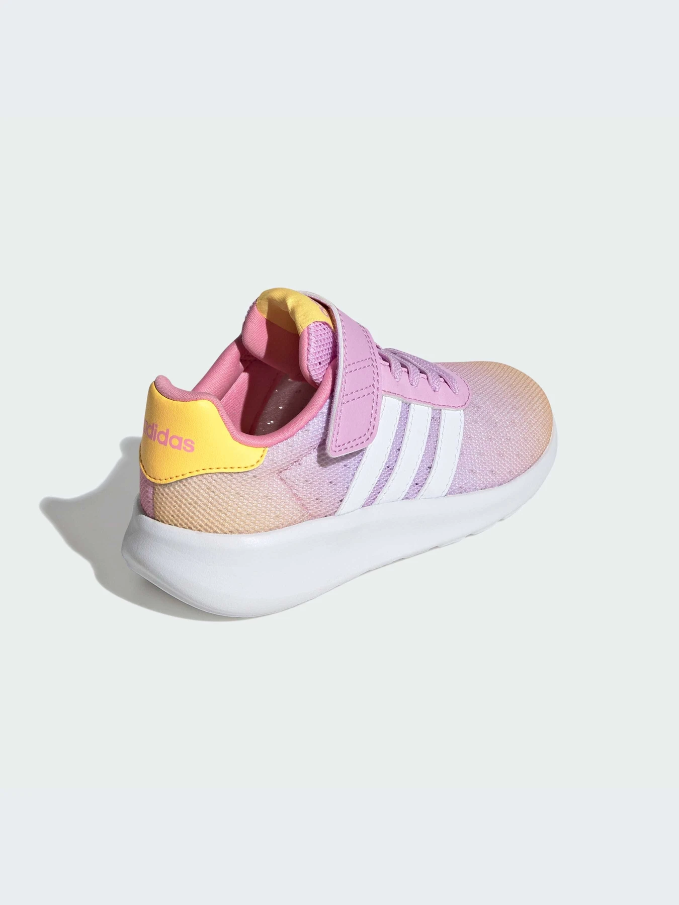 Кроссовки Adidas модель ID3398-KZ Кроссовки Adidas модель ID3398-KZ Фото