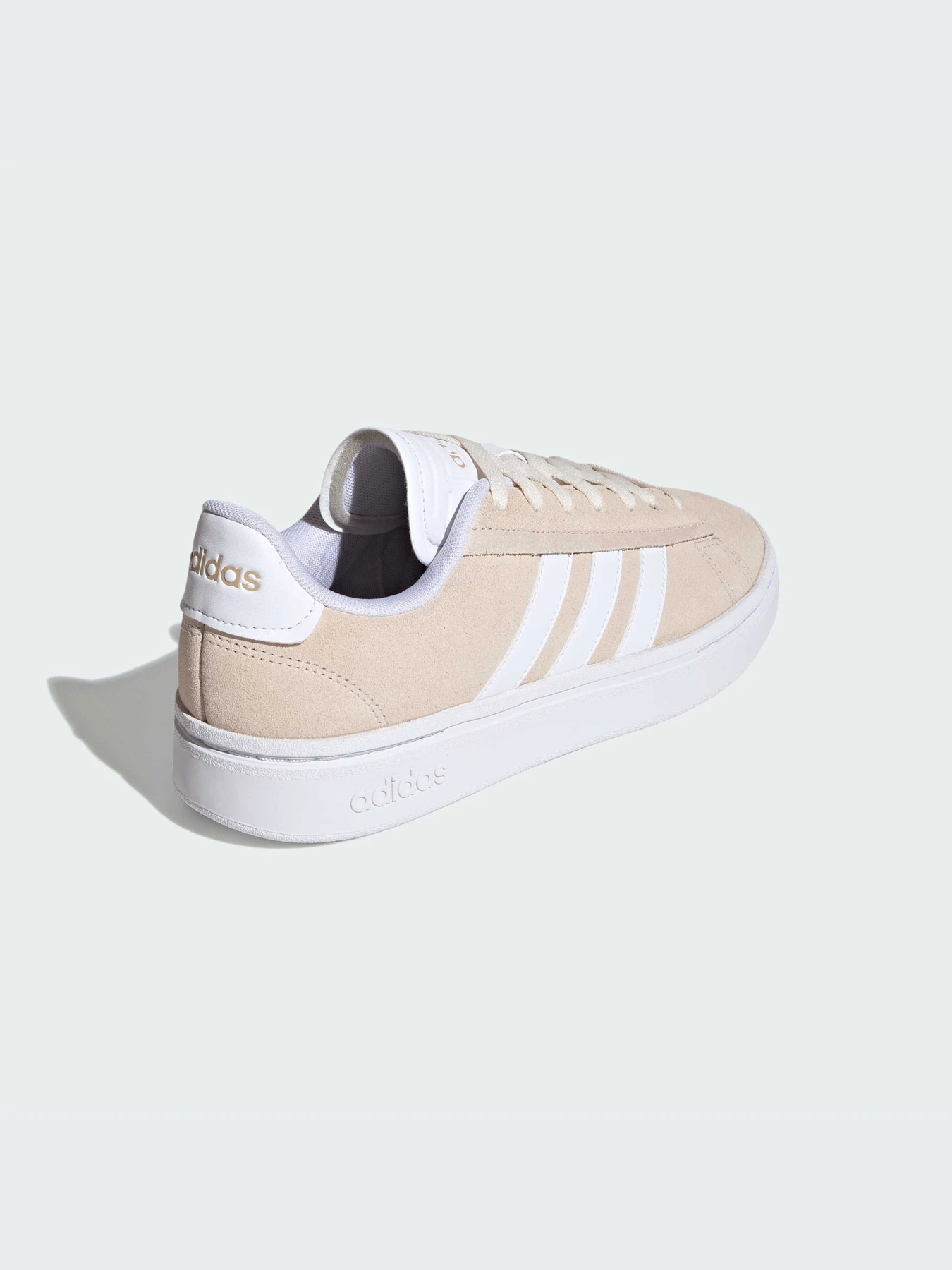Кеды Adidas модель ID8862-KZ Кеды Adidas модель ID8862-KZ Фото
