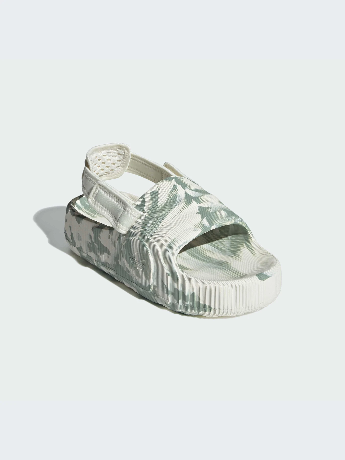 Сандалии Adidas Adilette модель IE5652-KZ Сандалии Adidas Adilette модель IE5652-KZ Фото