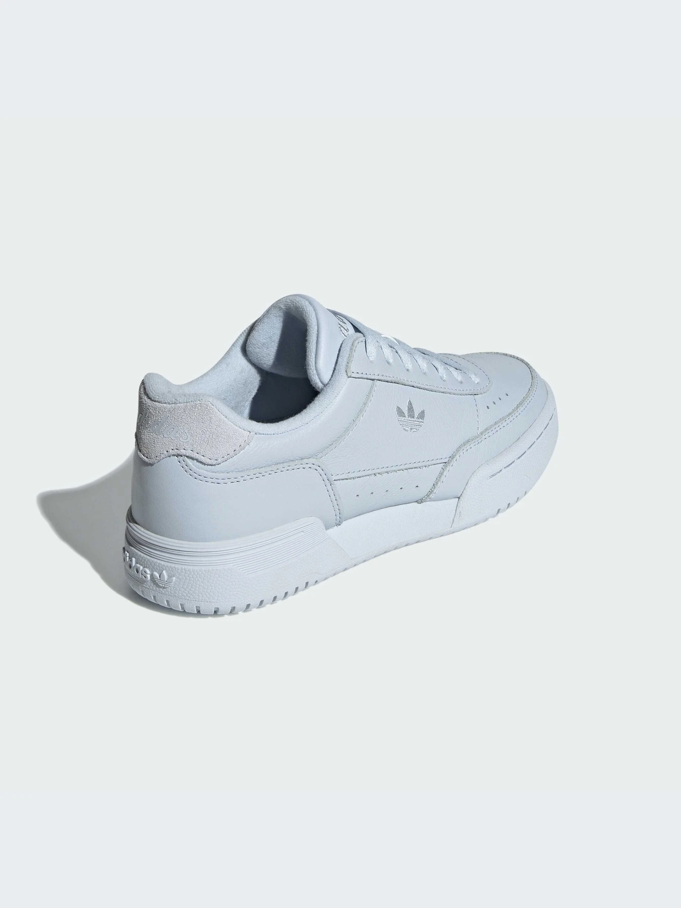 Кроссовки Adidas модель IE8080-KZ Кроссовки Adidas модель IE8080-KZ Фото