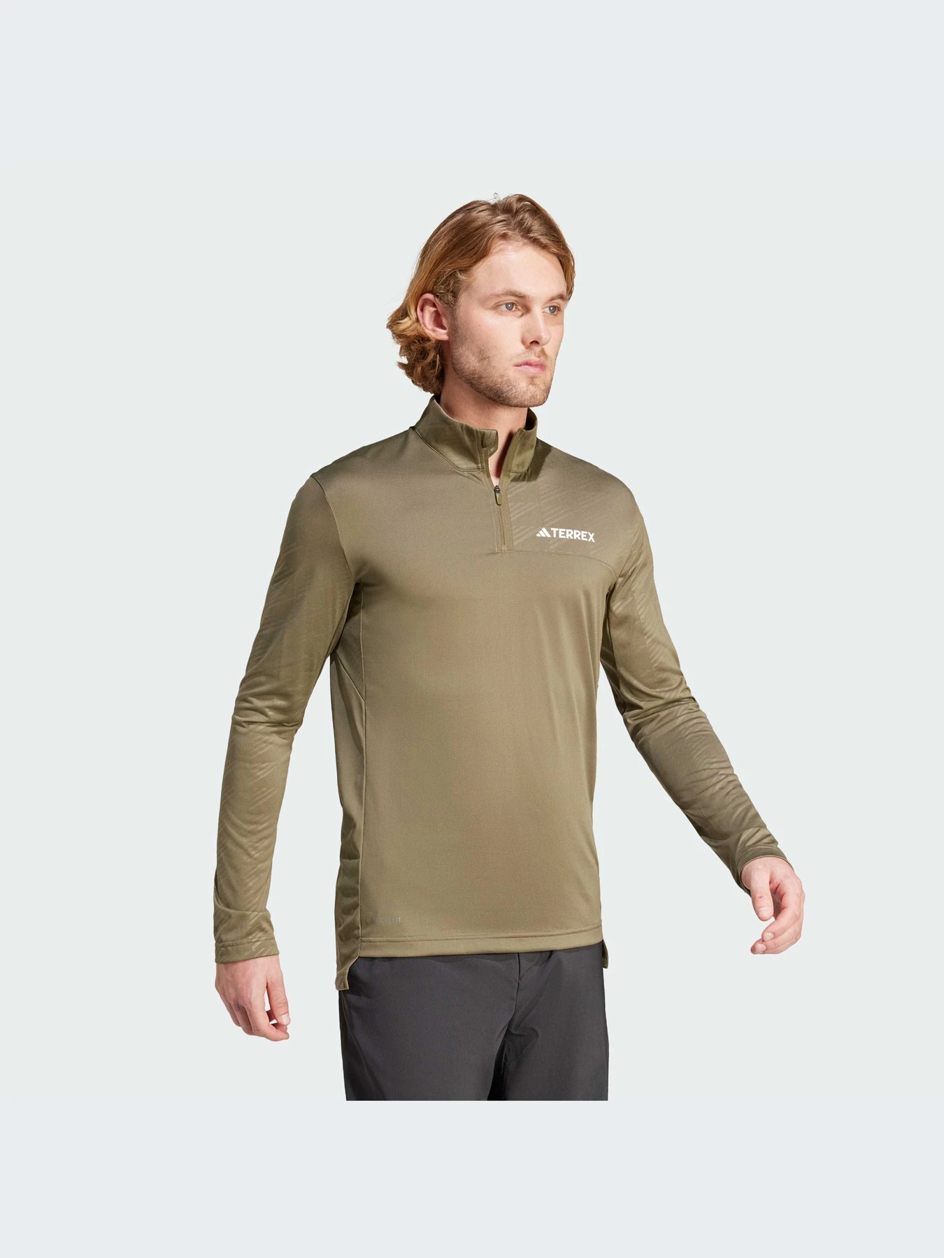 Худи и свитшоты Adidas модель IP4800-KZ Худи и свитшоты Adidas модель IP4800-KZ Фото