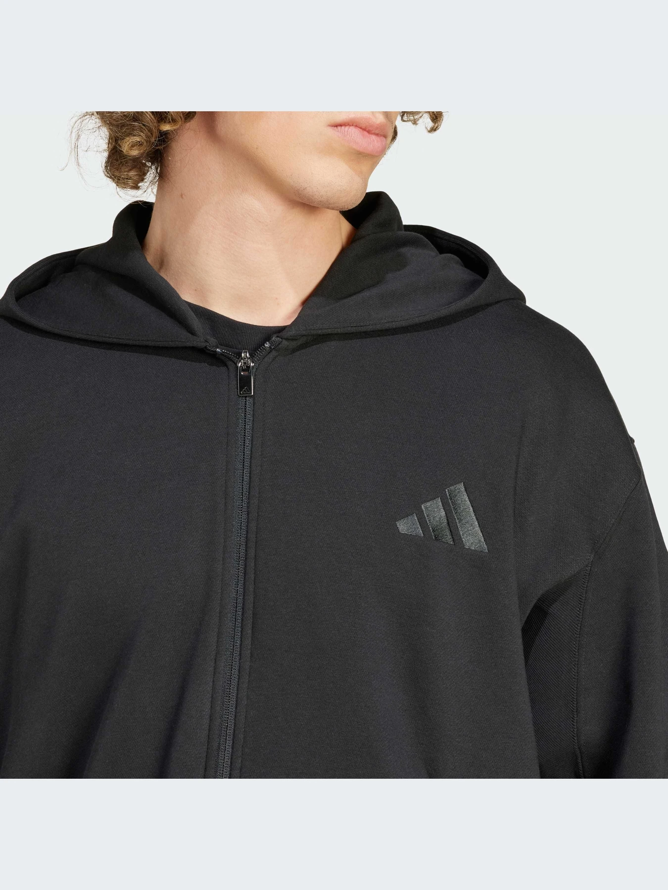 Худи и свитшоты Adidas модель IX1249-KZ Худи и свитшоты Adidas модель IX1249-KZ Фото