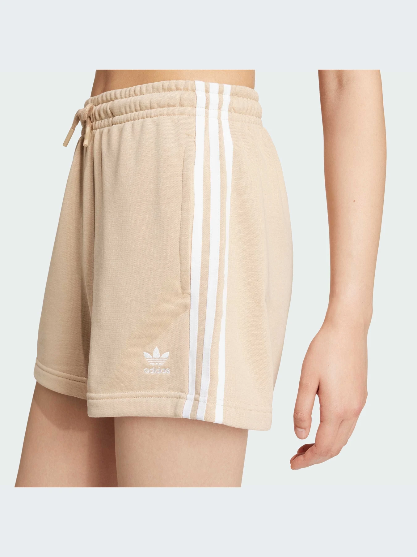 Шорты Adidas модель IY2159-KZ Шорты Adidas модель IY2159-KZ Фото