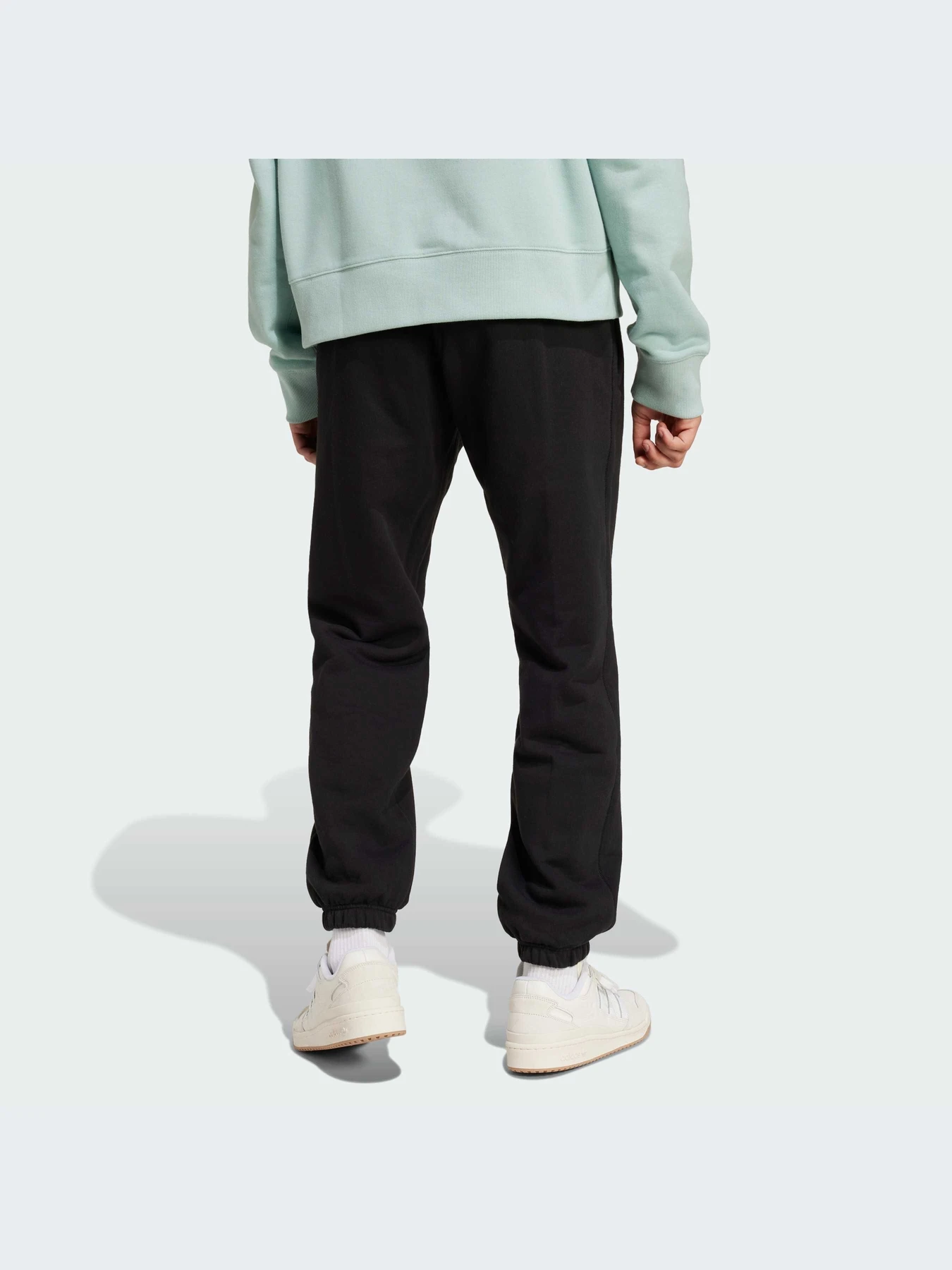 Брюки Adidas модель IY2245-KZ Брюки Adidas модель IY2245-KZ Фото