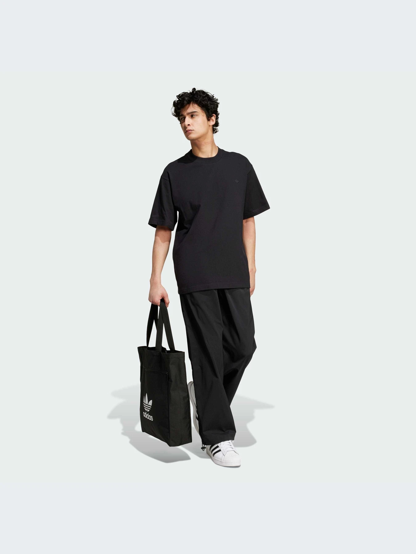 Футболки и поло Adidas модель IY2248-KZ Футболки и поло Adidas модель IY2248-KZ Фото