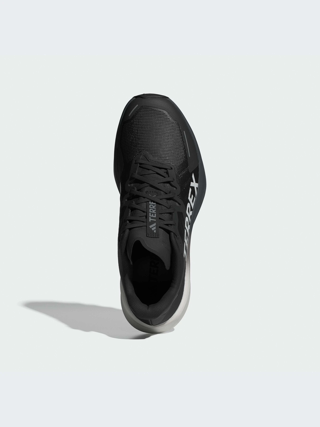 Кроссовки Adidas модель ID0343-KZ Кроссовки Adidas модель ID0343-KZ Фото