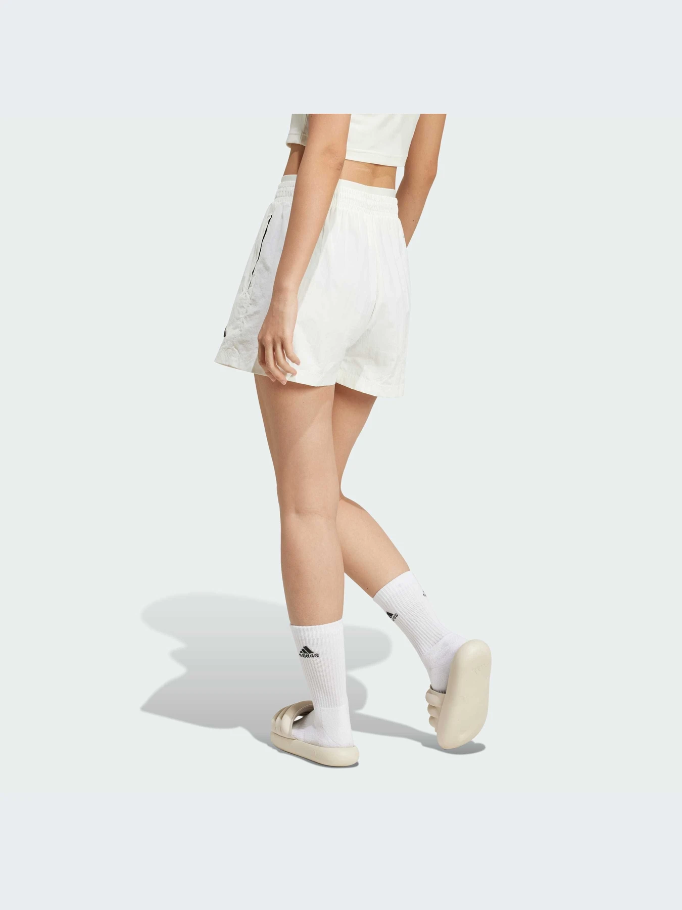 Шорты Adidas модель IW5208-KZ Шорты Adidas модель IW5208-KZ Фото
