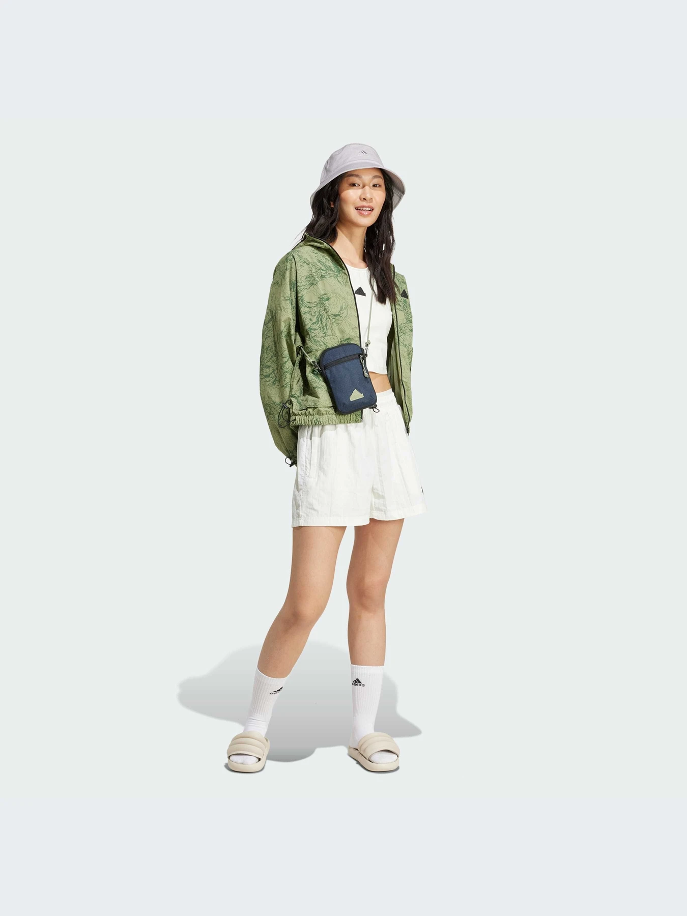 Шорты Adidas модель IW5208-KZ Шорты Adidas модель IW5208-KZ Фото