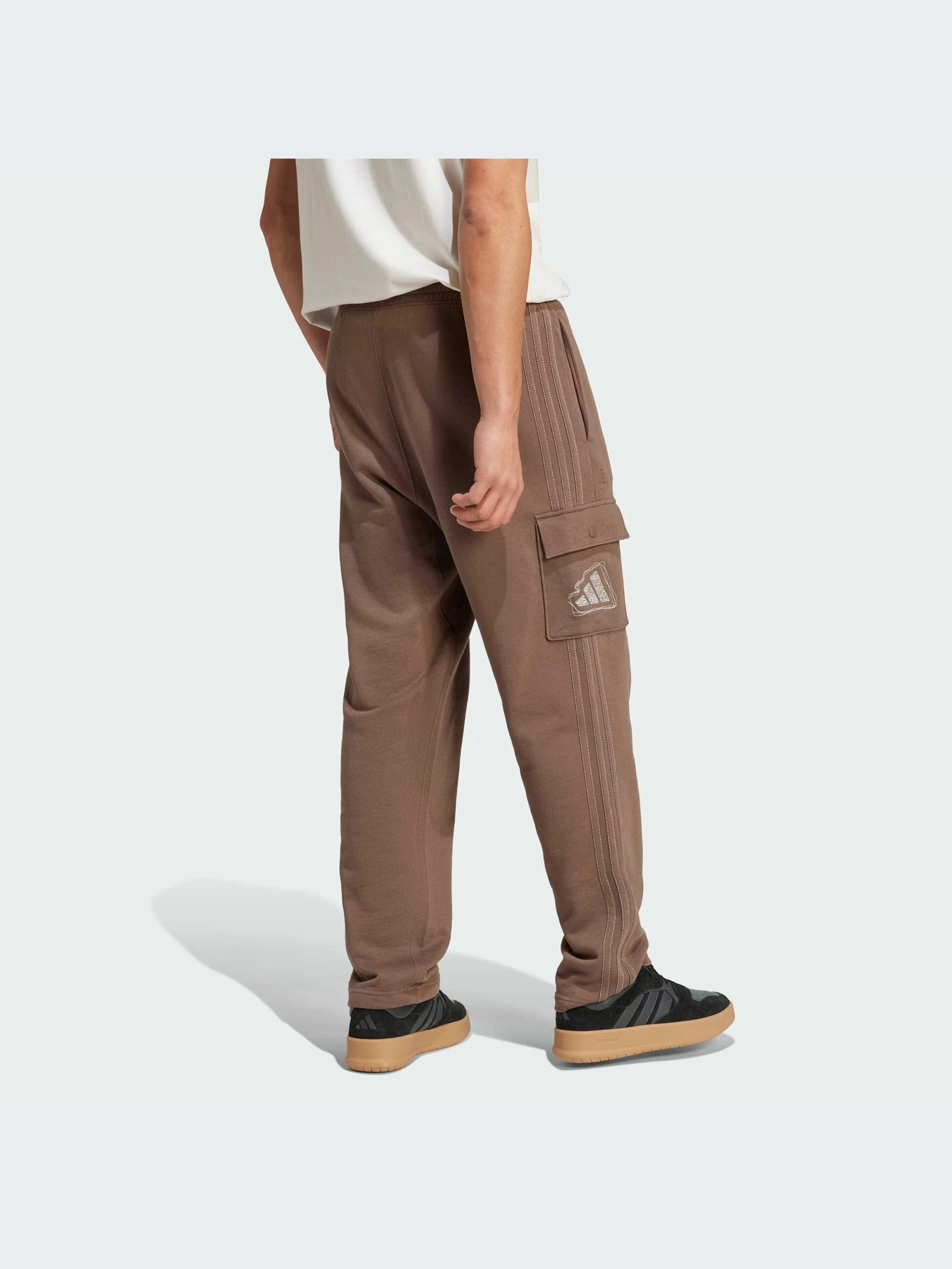 Брюки Adidas модель IY6576-KZ Брюки Adidas модель IY6576-KZ Фото
