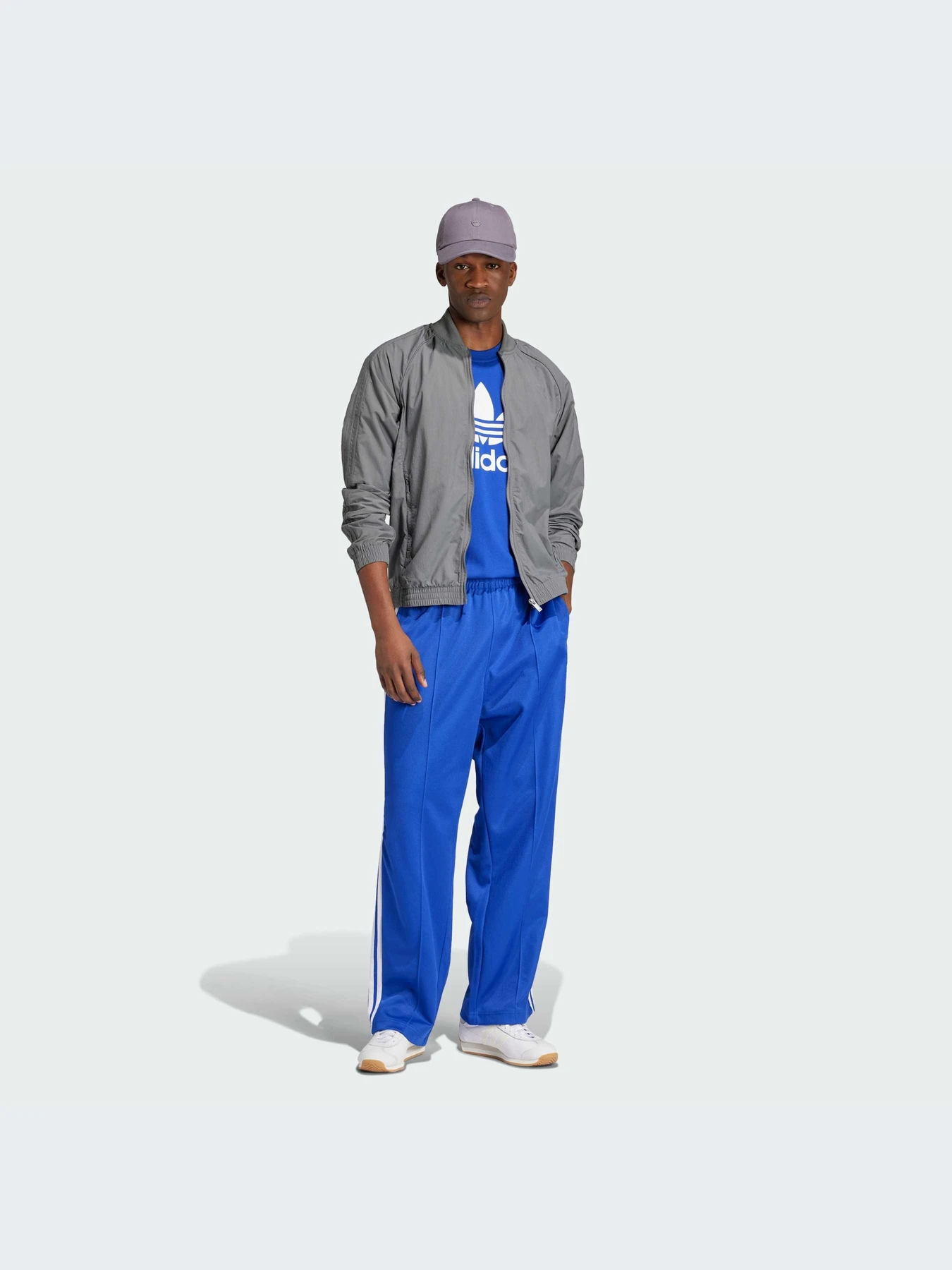 Футболки и поло Adidas Adicolor модель IZ3058-KZ Футболки и поло Adidas Adicolor модель IZ3058-KZ Фото
