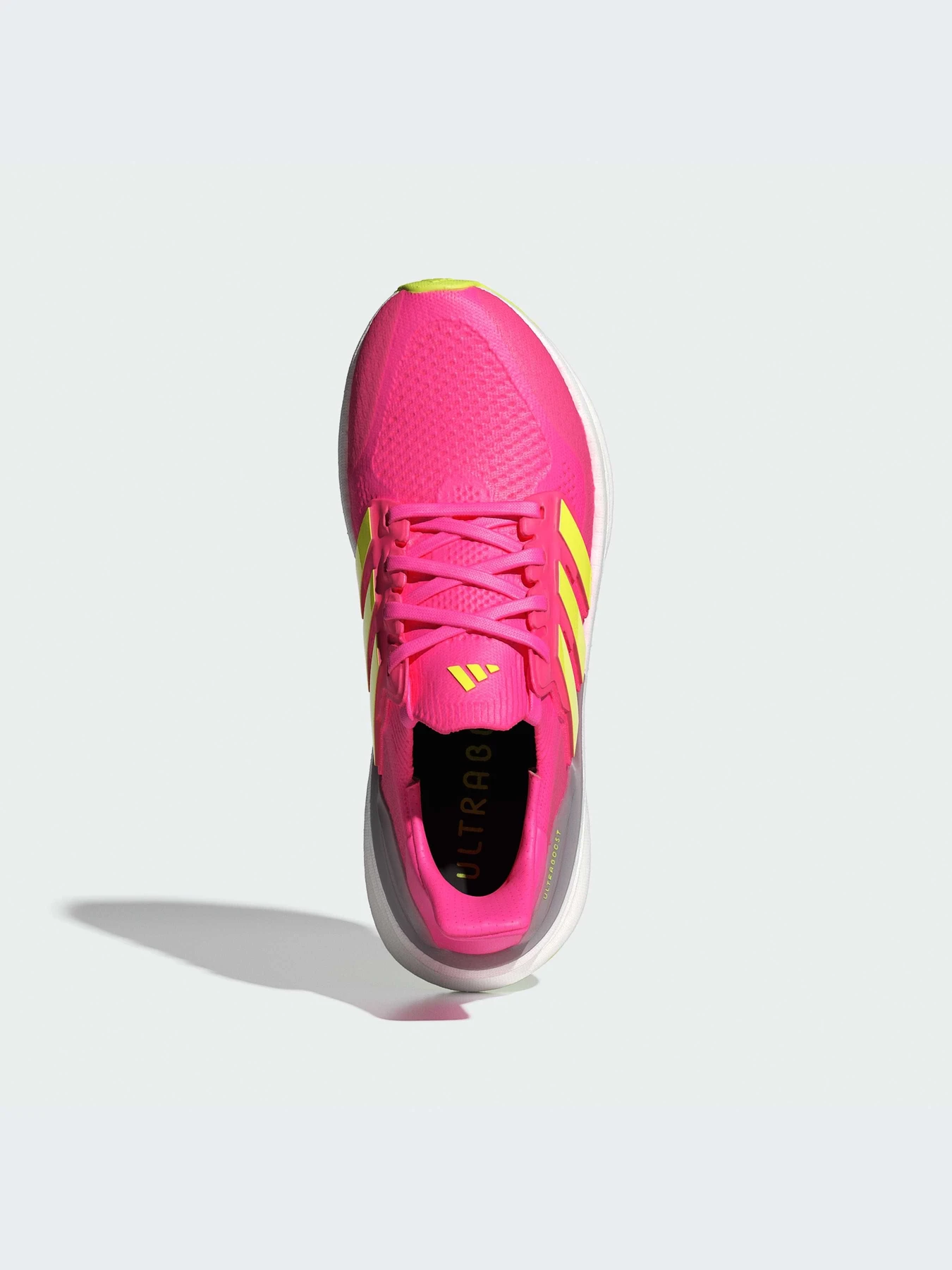 Кроссовки Adidas Ultraboost модель ID8844-KZ Кроссовки Adidas Ultraboost модель ID8844-KZ Фото