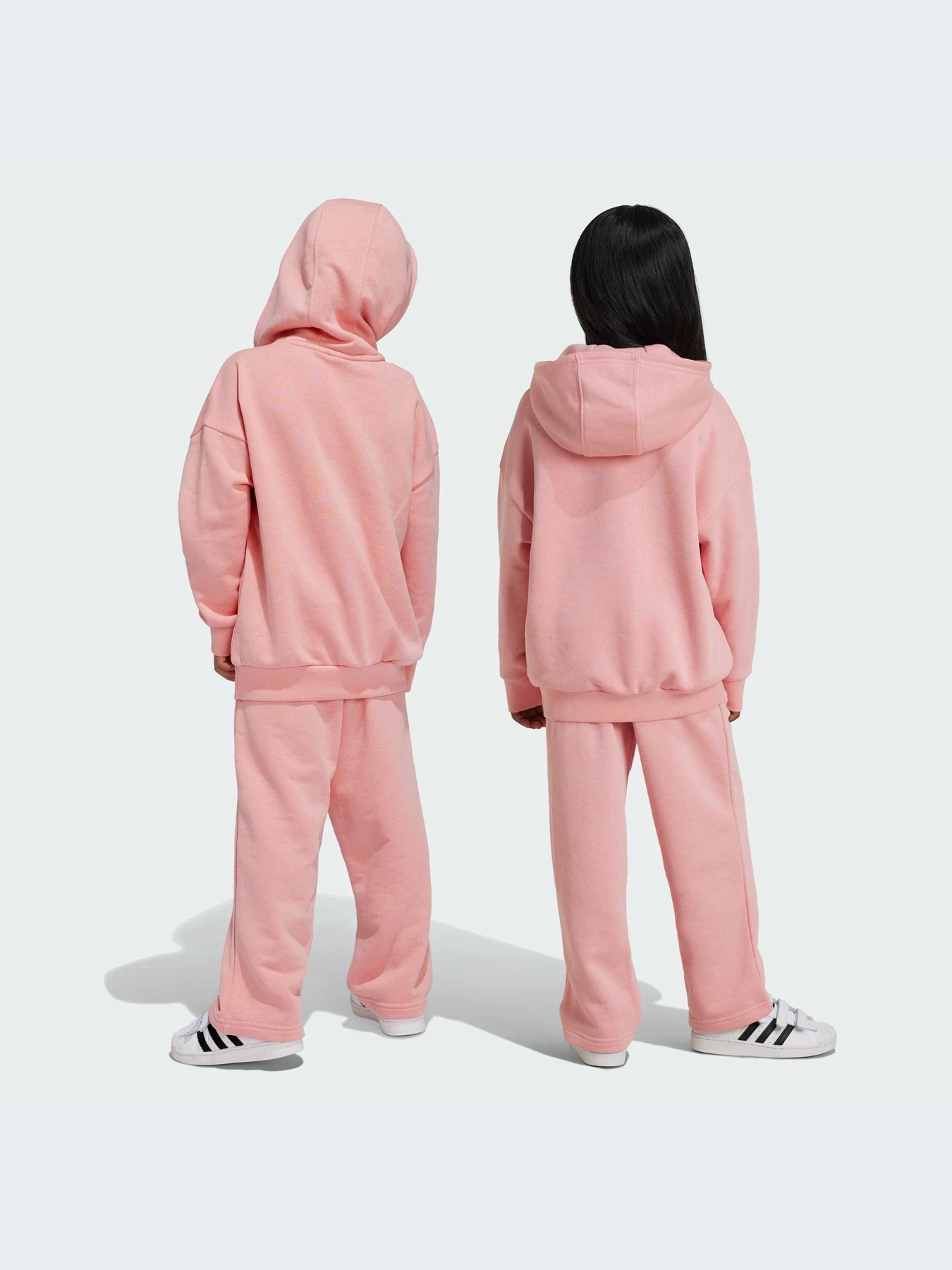 Костюмы Adidas модель IX9818-KZ Костюмы Adidas модель IX9818-KZ Фото