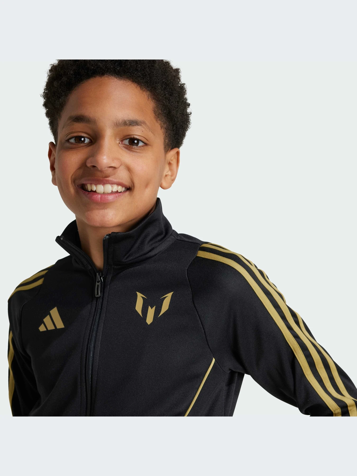 Худи и свитшоты Adidas модель IZ2992-KZ Худи и свитшоты Adidas модель IZ2992-KZ Фото