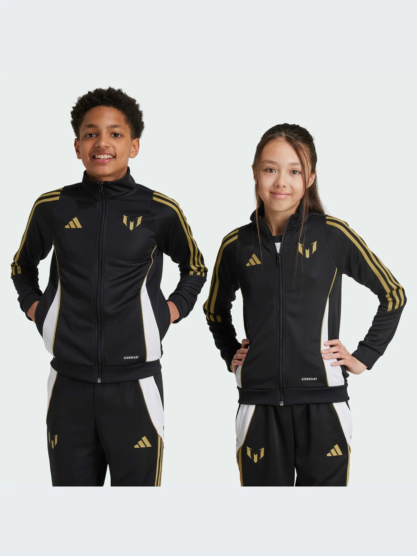 Худи и свитшоты Adidas модель IZ2992-KZ Худи и свитшоты Adidas модель IZ2992-KZ Фото