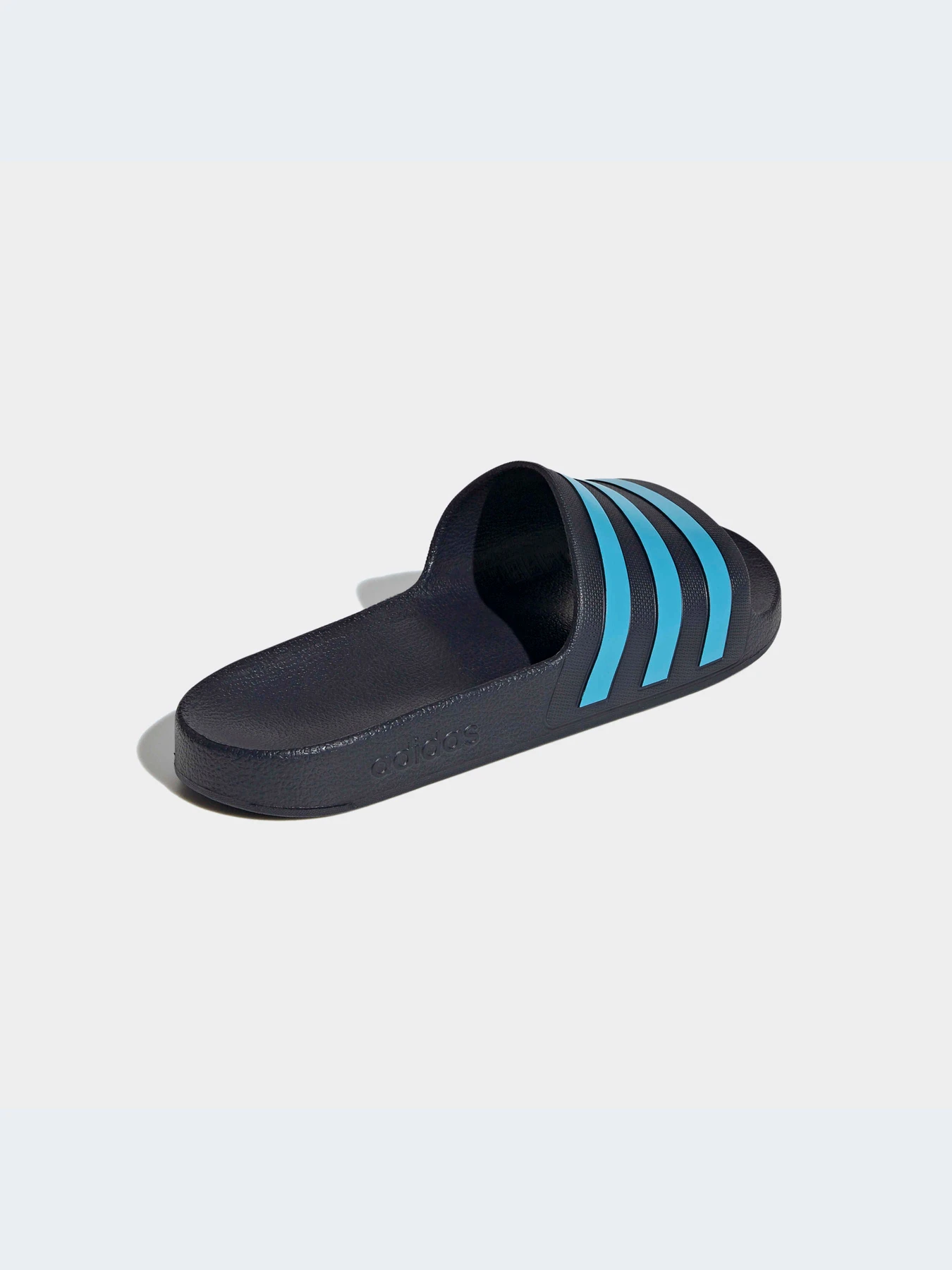 Шлёпанцы Adidas модель EG1757-KZ Шлёпанцы Adidas модель EG1757-KZ Фото