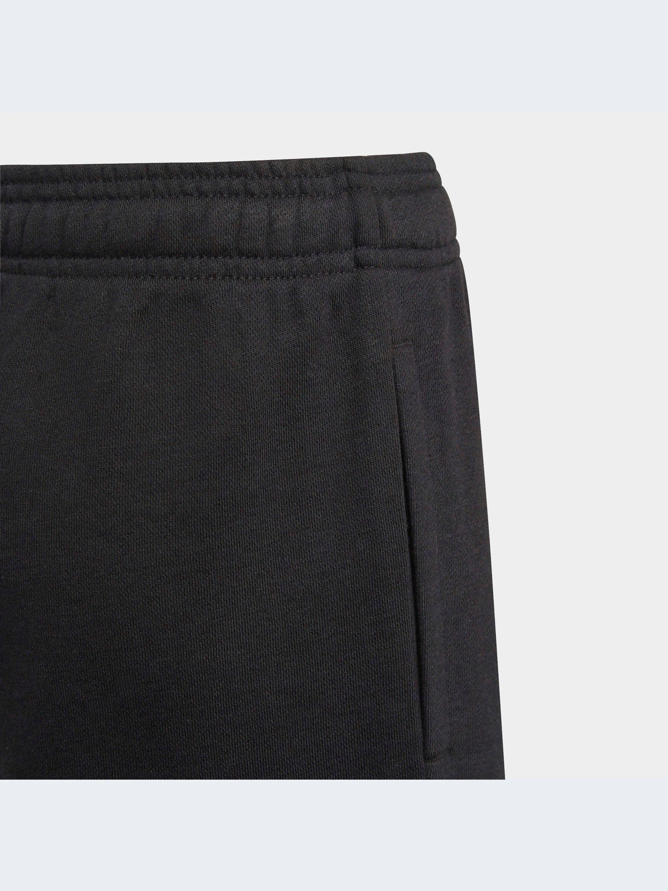 Шорты Adidas модель GN4018-KZ Шорты Adidas модель GN4018-KZ Фото