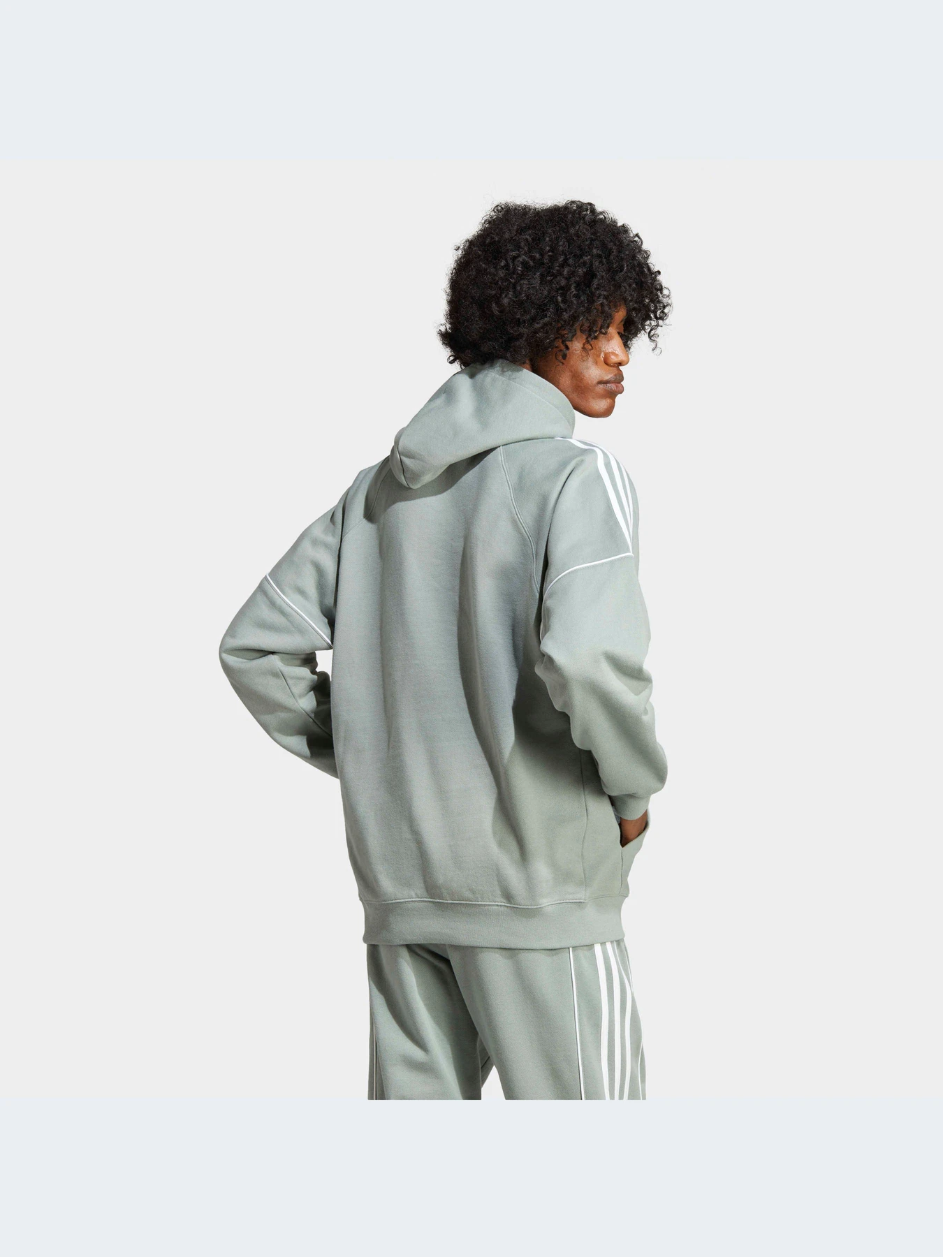 Худи и свитшоты Adidas модель IB8688-KZ Худи и свитшоты Adidas модель IB8688-KZ Фото