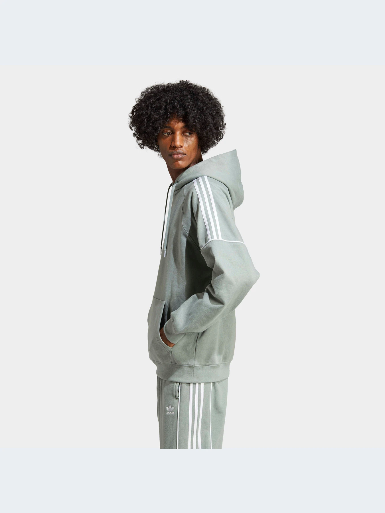 Худи и свитшоты Adidas модель IB8688-KZ Худи и свитшоты Adidas модель IB8688-KZ Фото