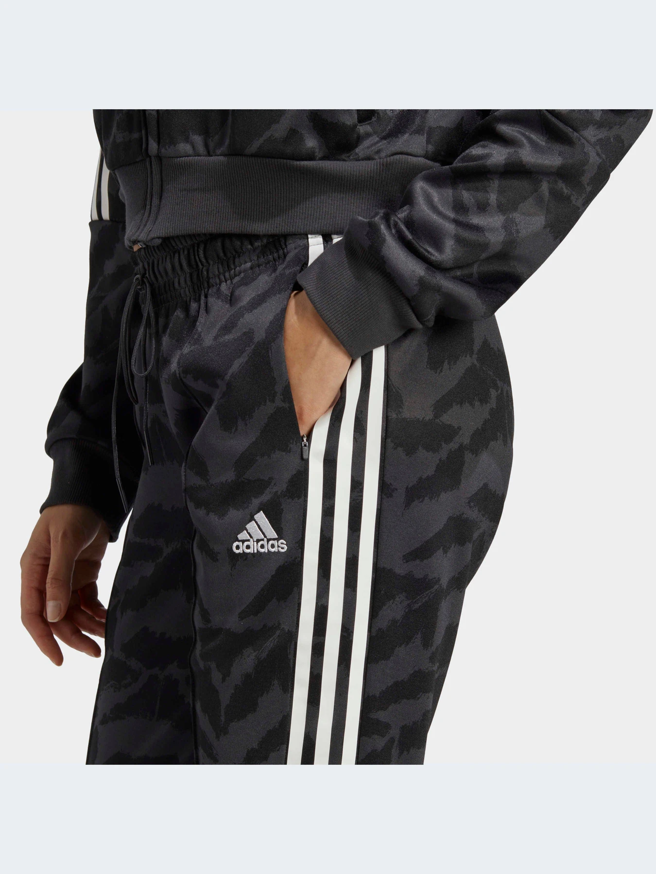 Брюки Adidas модель IC6655-KZ Брюки Adidas модель IC6655-KZ Фото
