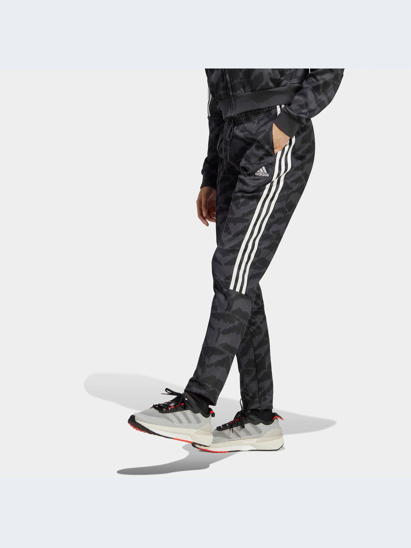Брюки Adidas модель IC6655-KZ Брюки Adidas модель IC6655-KZ Фото