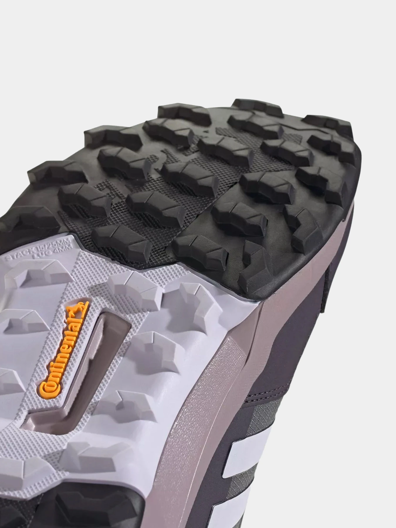 Ботинки и сапоги Adidas модель IG6580 Ботинки и сапоги Adidas модель IG6580 Фото