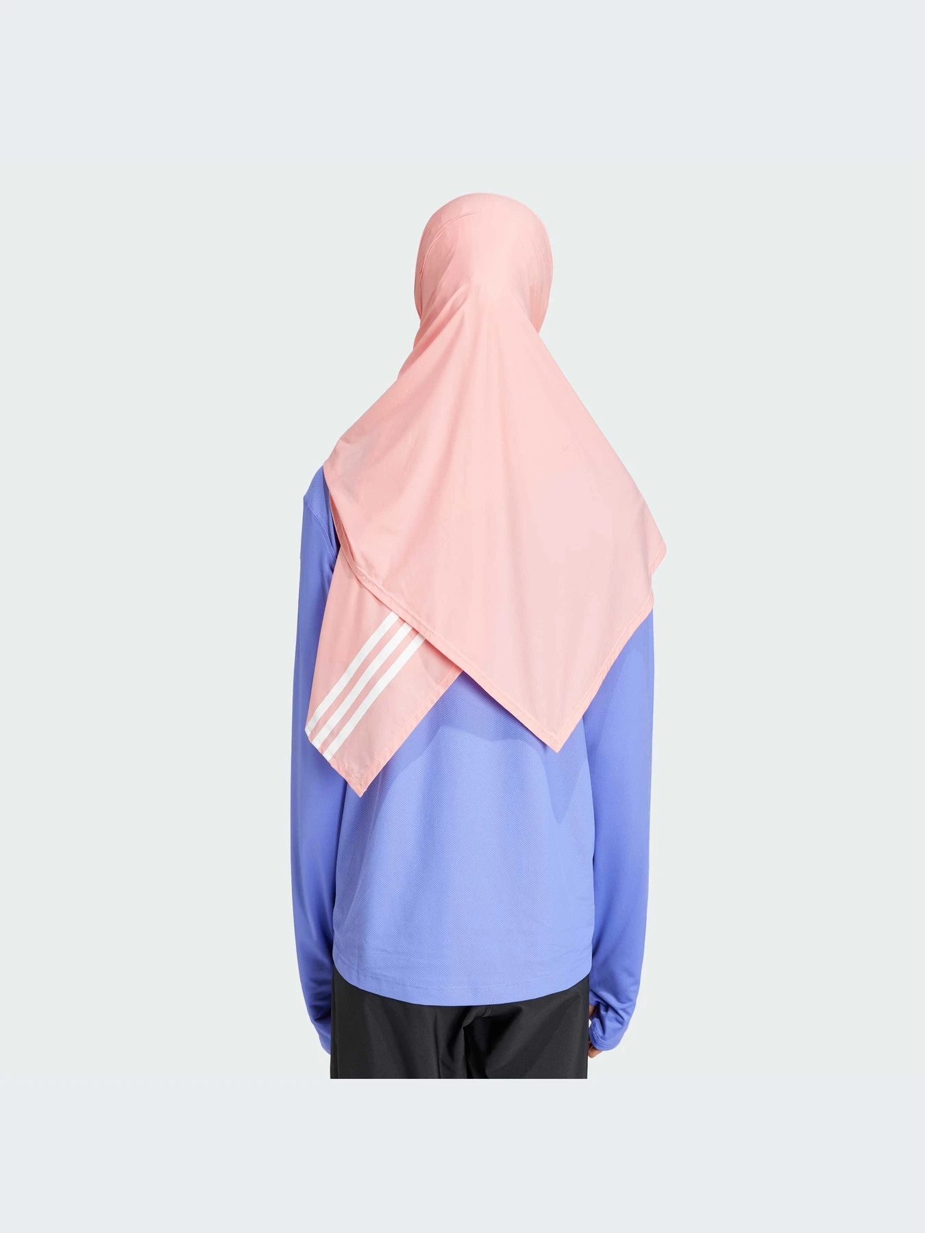 Шарфы и платки Adidas модель IW0015-KZ Шарфы и платки Adidas модель IW0015-KZ Фото