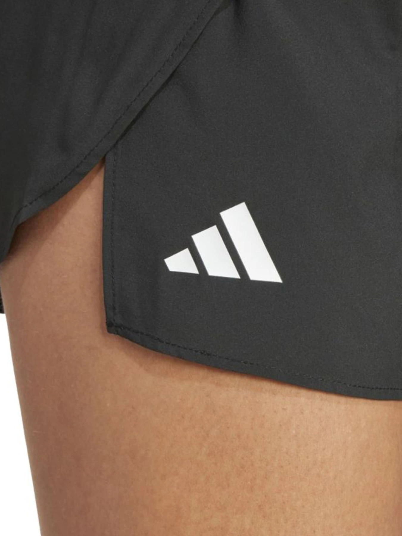 Шорты Adidas модель IM8583 Шорты Adidas модель IM8583 Фото