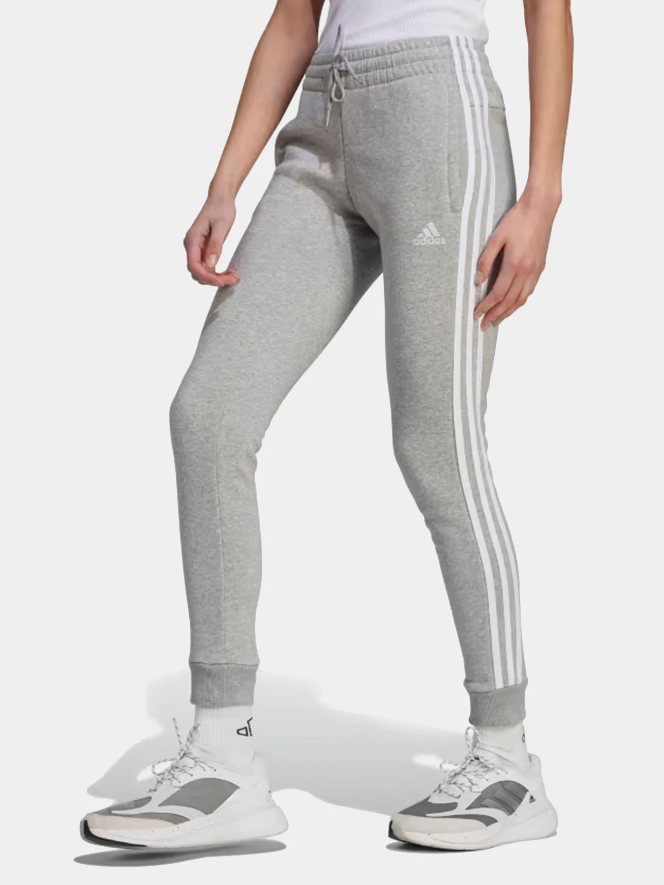 Брюки Adidas модель IL3282 Брюки Adidas модель IL3282 Фото