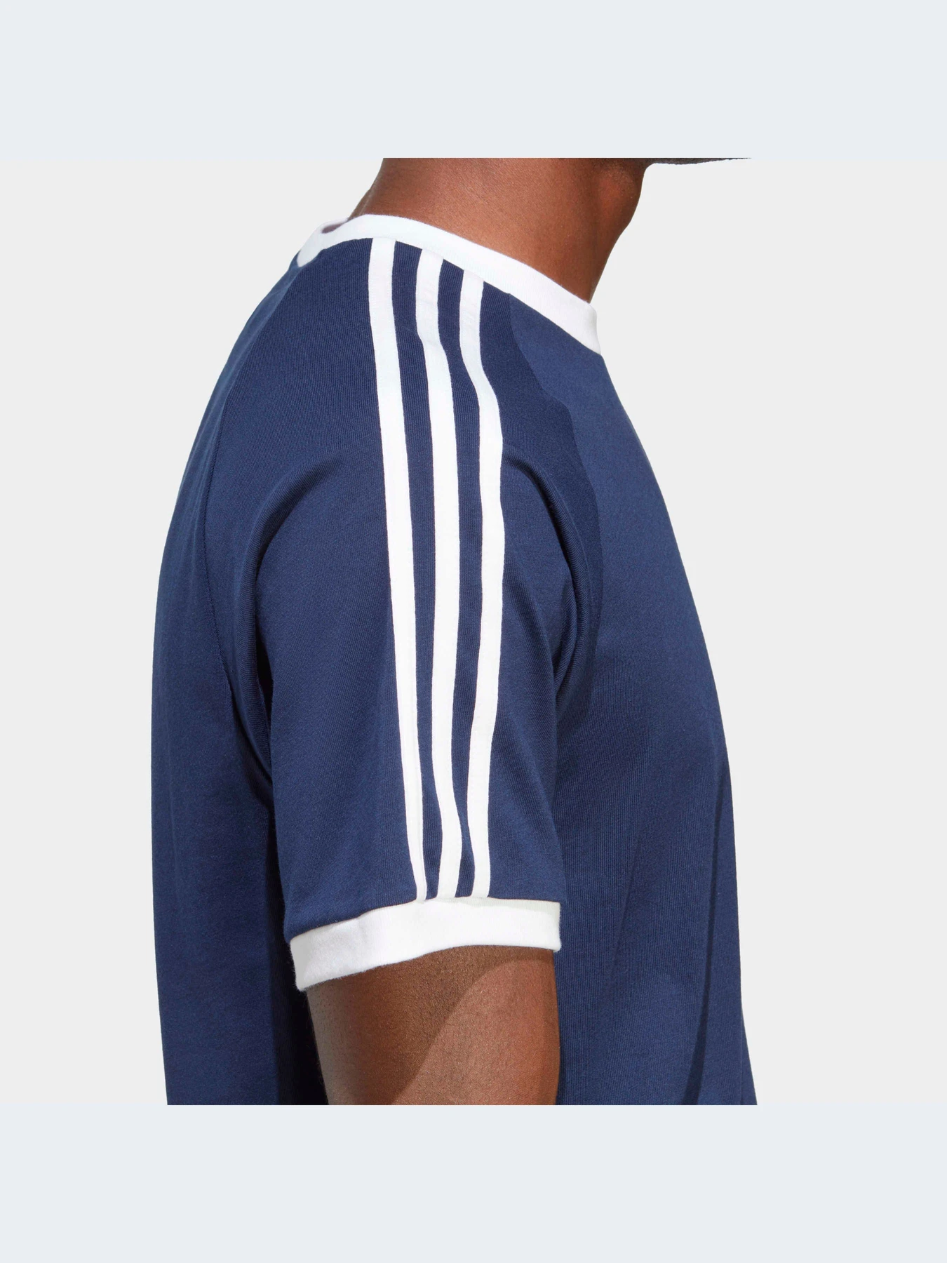 Футболки и поло Adidas модель IA4850-KZ Футболки и поло Adidas модель IA4850-KZ Фото