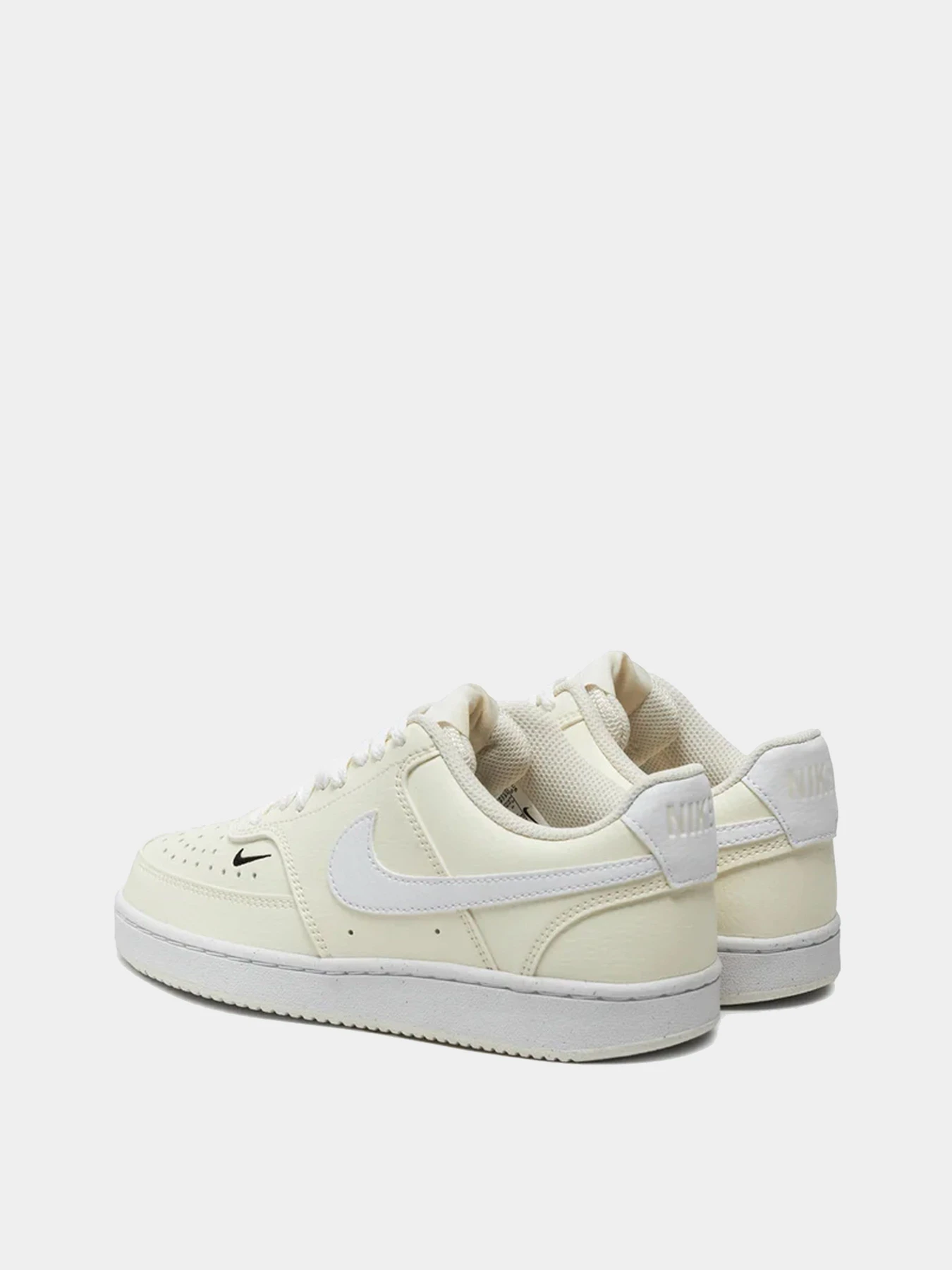 Кроссовки NIKE модель FV9952-100 Кроссовки NIKE модель FV9952-100 Фото