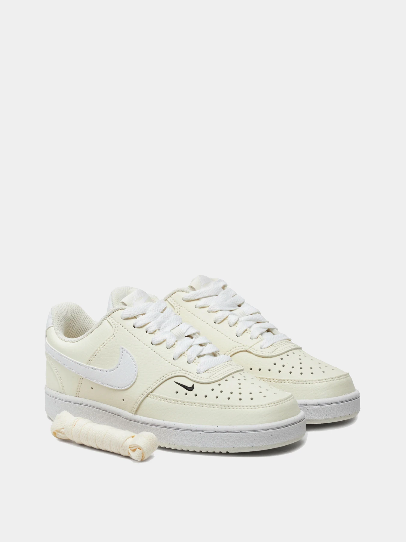 Кроссовки NIKE модель FV9952-100 Кроссовки NIKE модель FV9952-100 Фото