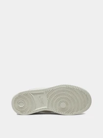 Кроссовки NIKE модель FV9952-100 Фото