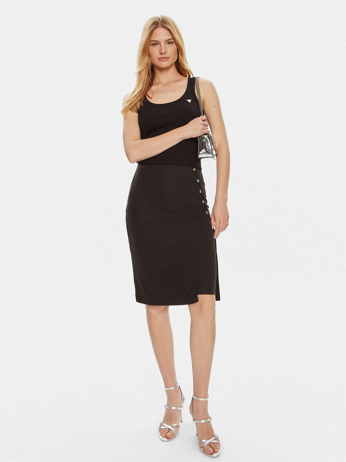 Футболки и поло GUESS модель V4YP06-K8RT2-JBLK Футболки и поло GUESS модель V4YP06-K8RT2-JBLK Фото