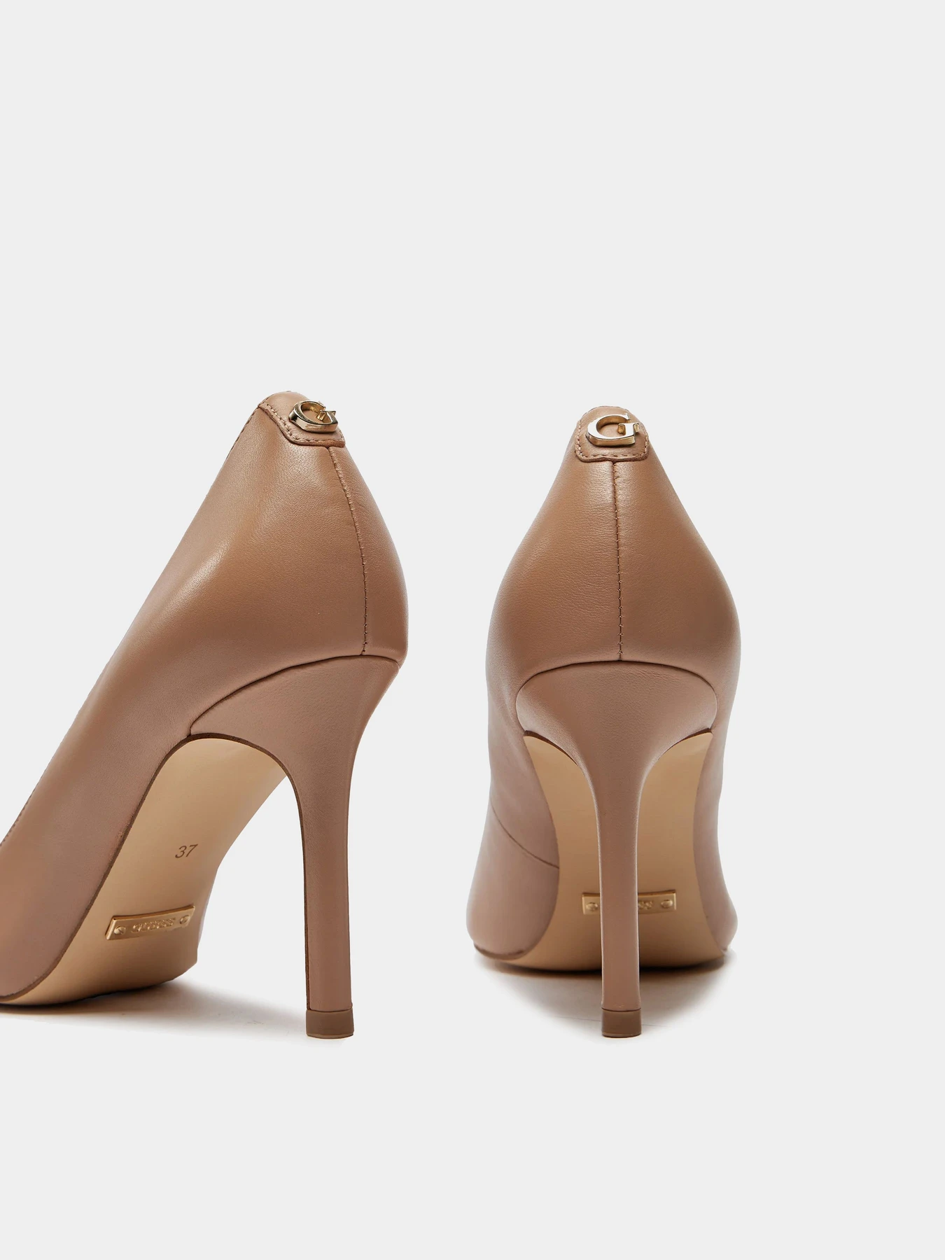 Туфли и лоферы GUESS модель FLTDAB-LEA08-BEIGE Туфли и лоферы GUESS модель FLTDAB-LEA08-BEIGE Фото