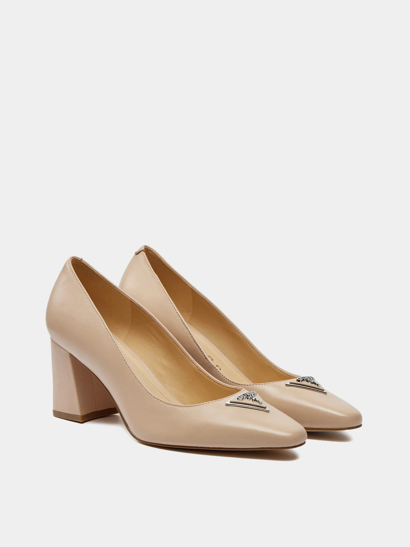 Туфли и лоферы GUESS модель FLTVR2-LEA08-NUDE Туфли и лоферы GUESS модель FLTVR2-LEA08-NUDE Фото